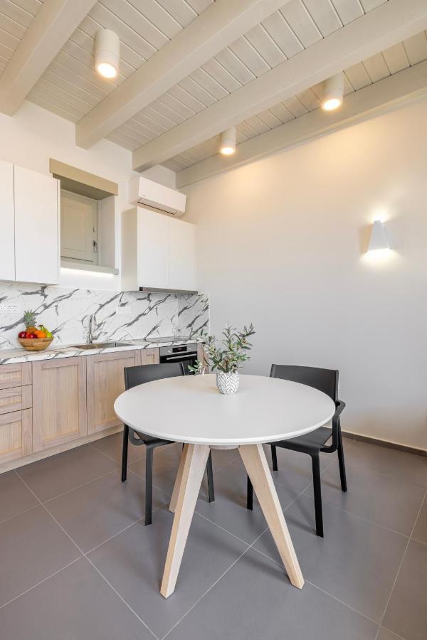 Chalki Sunrise Suites Zewnętrze zdjęcie